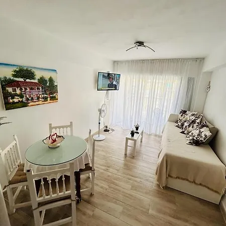 Apartment Centric